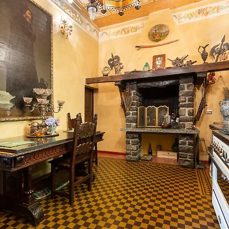 Villa Gina By Quokka 360 - Historic On The *